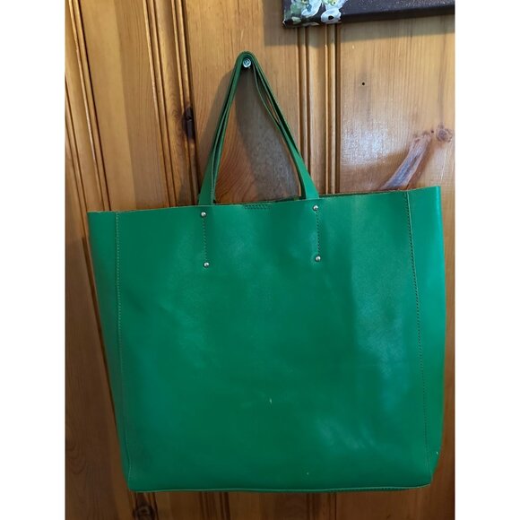 Pulicati Leather Tote green bag - Picture 2 of 15